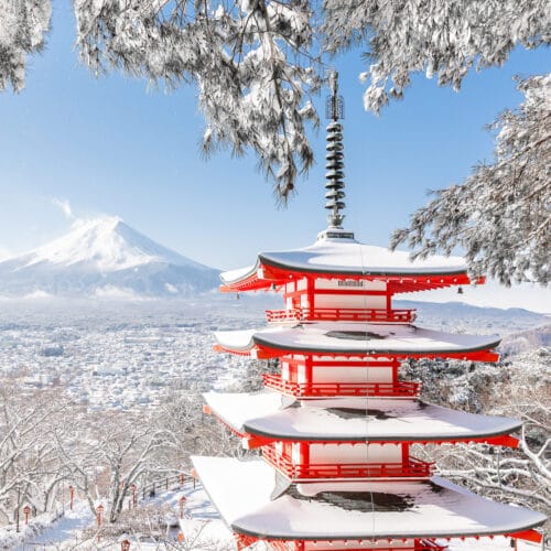 Pagode et Mont Fuji en Hiver