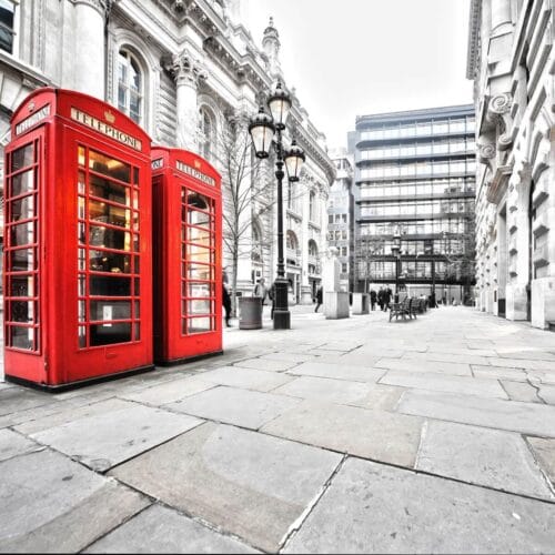 Cabines téléphoniques rouges emblématiques